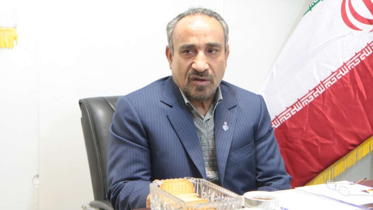 روایتی از شکسته شدن سر استاندار قزوین به خاطر تقسیمات کشوری/ 40 سال از انقلاب می‌گذرد تا کی قرار است آزمون و خطا کنیم/ بگذاریم طرح‌ها به پختگی برسد بعد در میان مردم مطرح کنیم