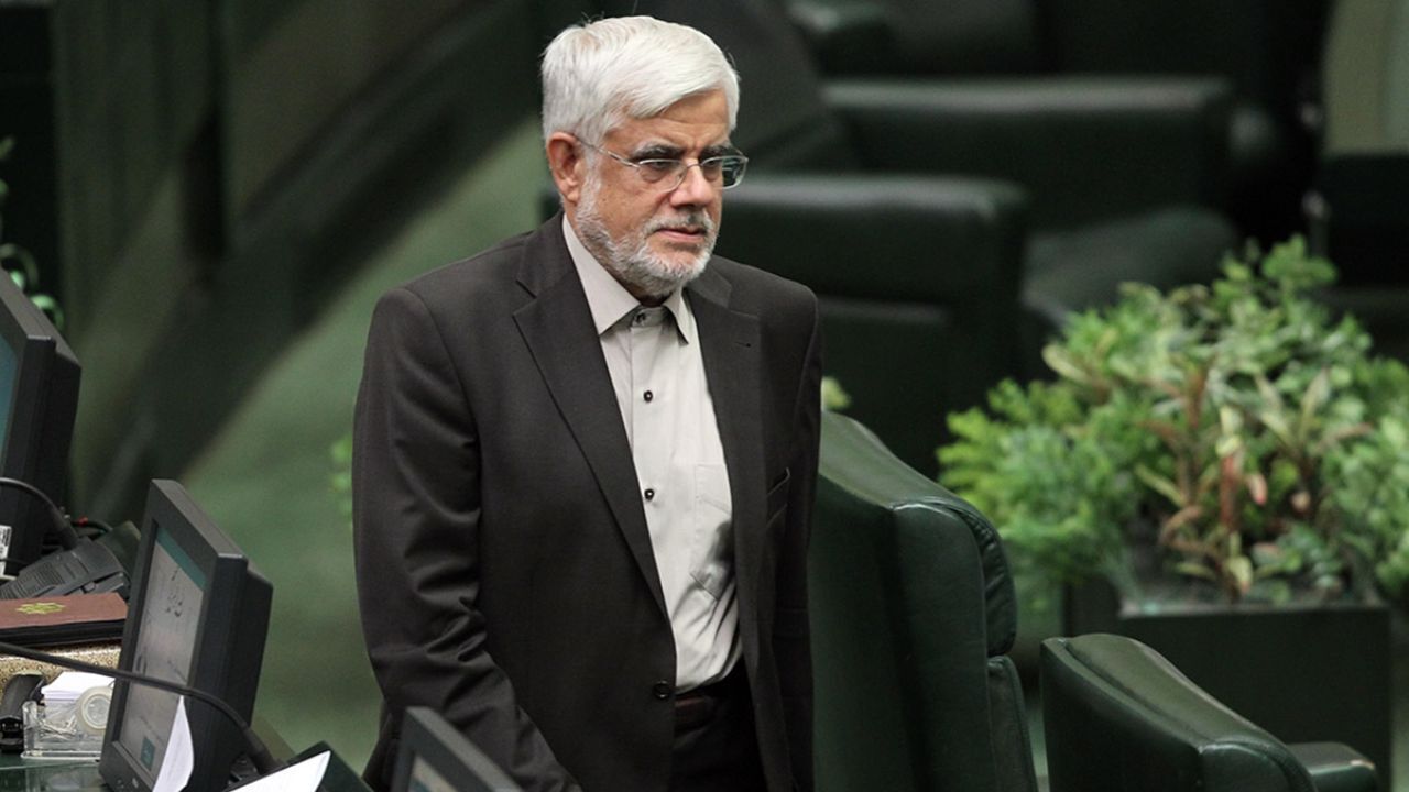 درخواست عارف از اعضای فراکسیون امید برای تصویب ⁧طرح ممنوعیت به کارگیری بازنشستگان