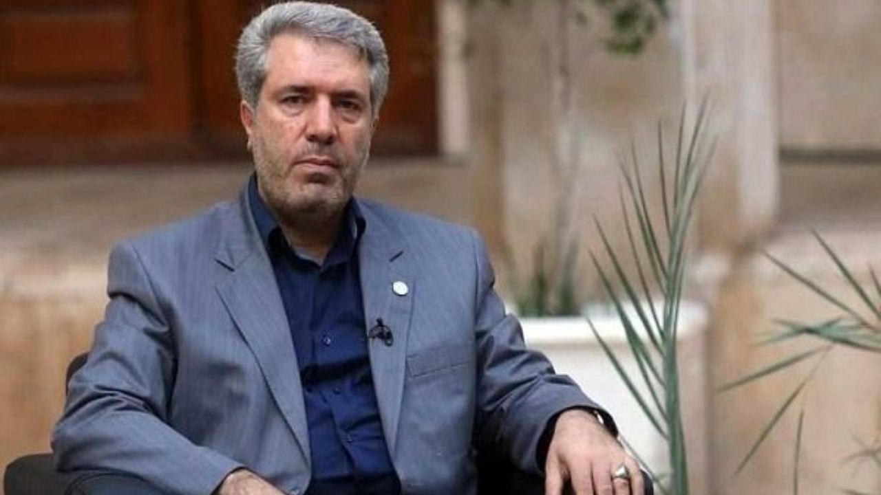 مشکلات ارزی گردشگران خارجی حل می‌شود