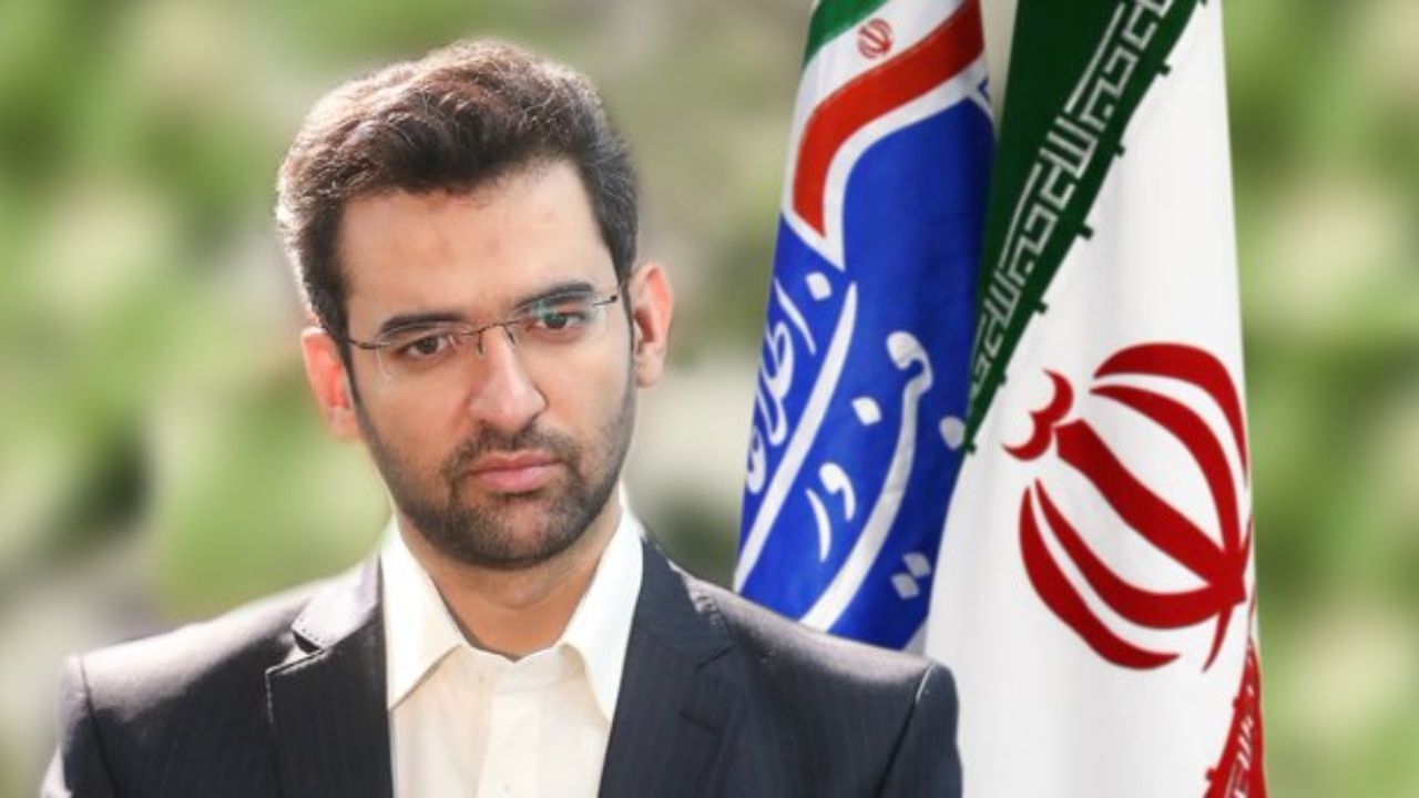 پاسخ آذری جهرمی به منتقدان رفع فیلتر توئیتر