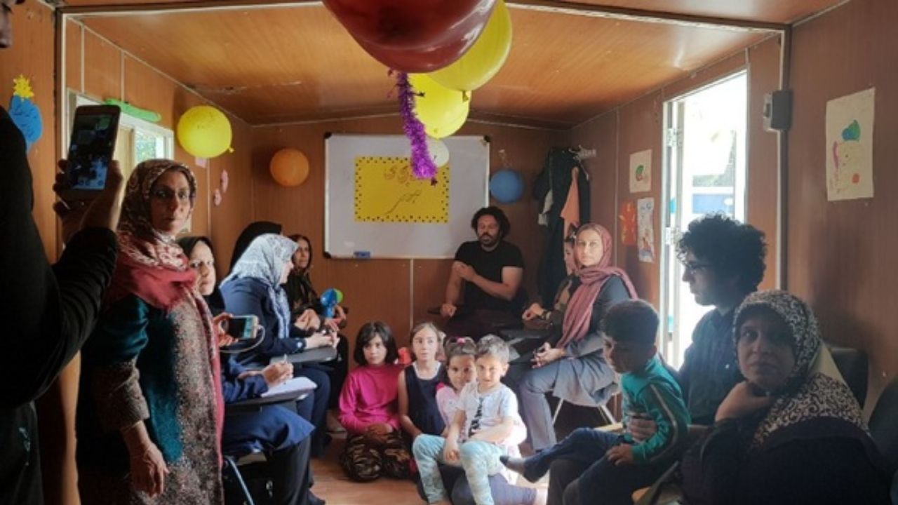 نمایشگاهی از زلزله‌زدگان سر پل ذهاب