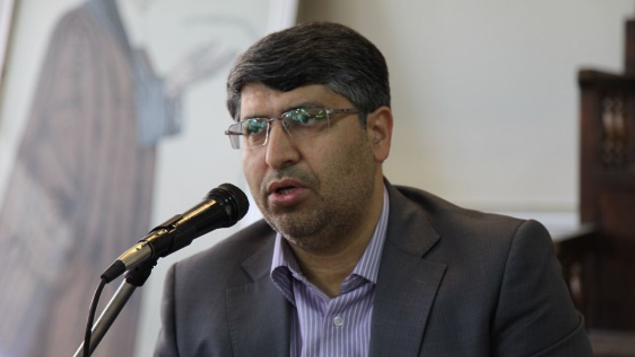 عدم تناسب بین فارغ‌التحصیلان دانشگاهی و بازار کار