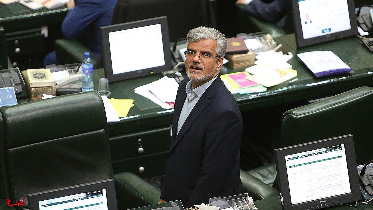 دیگر با شعار کارمان راه نمی‌افتد
