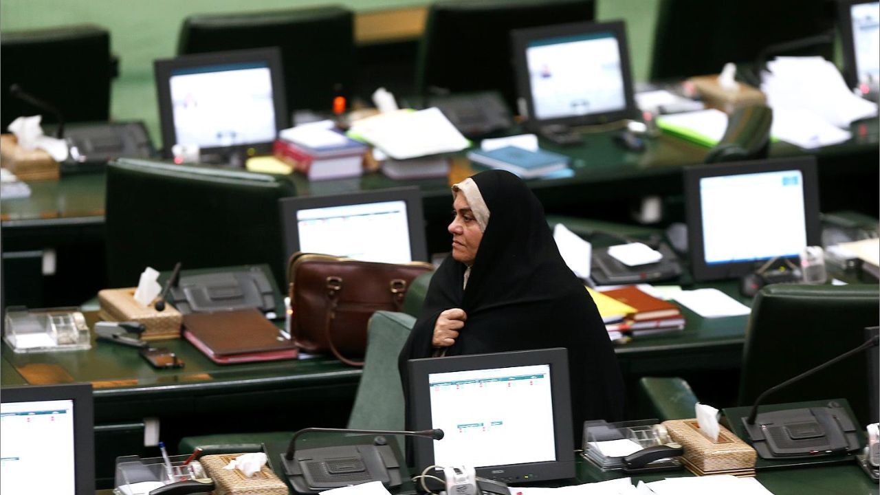 احتمال سؤال از وزرای دادگستری و اطلاعات به دلیل تشکیل پرونده قضایی برای دانشجویان/ قول داده بودند پرونده قضایی برای دانشجویان بازداشتی دی‌ماه تشکیل نشود