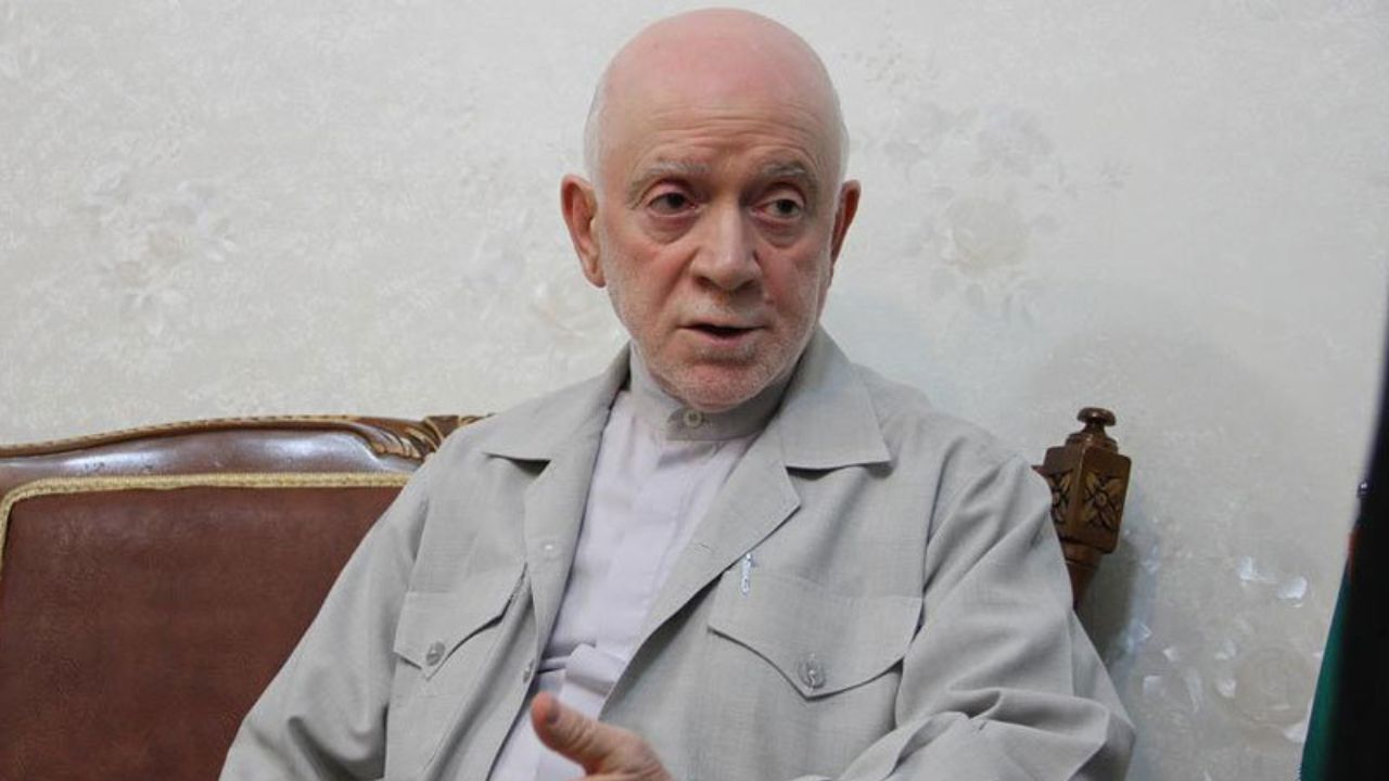 مجلس طوری عمل نکند که از رهبری تذکر بگیرد/ بعضی از صاحب‌نظران در خواب مذاکره با آمریکا به سر می‌برند