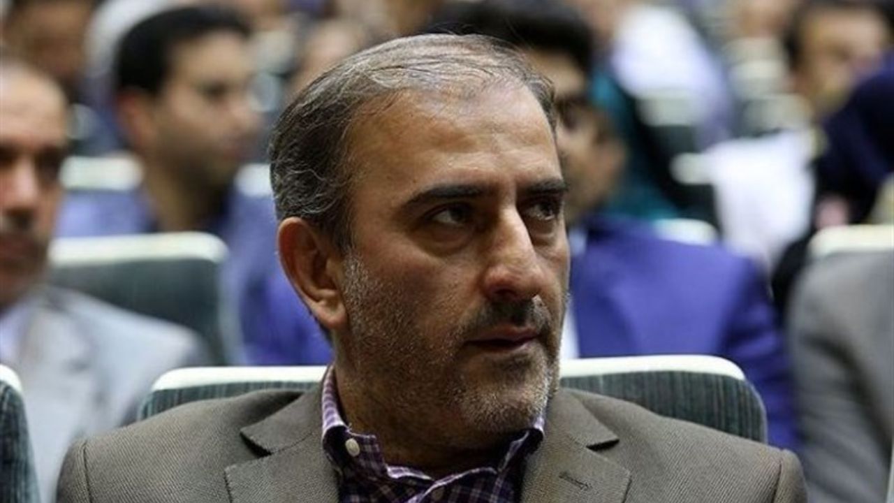 شهردار به مسئله عدم پرداخت دستمزد کارگران خط 6 مترو ورود کند