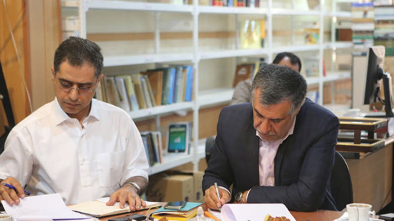 نشست کارشناسی سومین دوسالانه نشان شیرازه برگزار شد