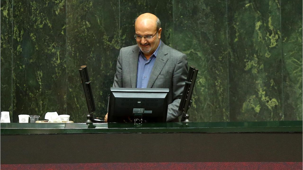 مسئول غارت اقتصاد کشور کیست؟/ آسیب‌های اجتماعی درحال افزایش است/ شورای عالی امنیت ملی تمام گزینه‌های موجود را برای تامین منافع ملت مدنظر قرار بدهد