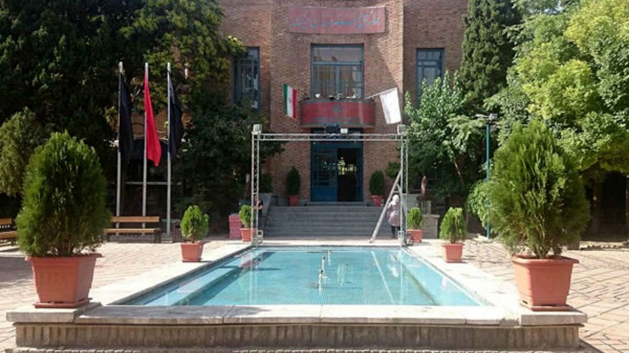تعطیلات تابستانی خانه هنرمندان ایران