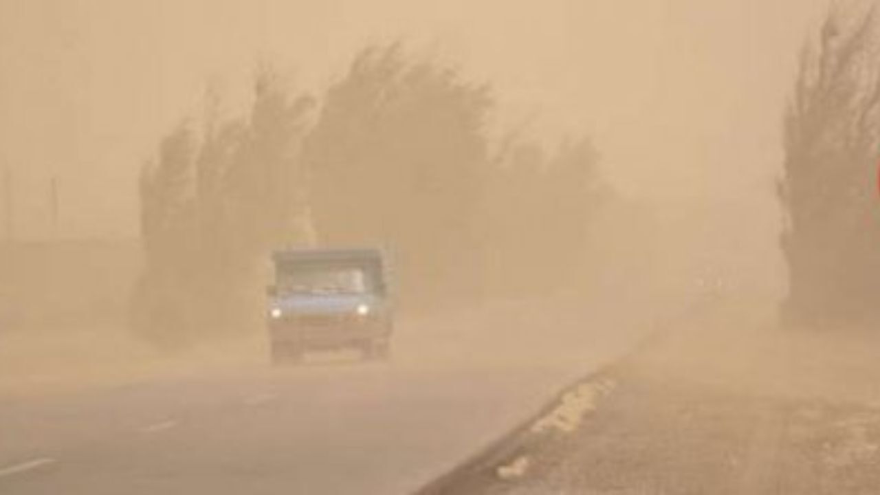 سرعت وزش باد در زابل به 97 کیلومتر بر ساعت رسید