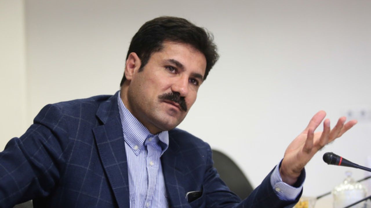 آقای دادستان! در فضای مجازی حضور یابید/ برخورد سلبی مشکلی را حل نمی‌کند