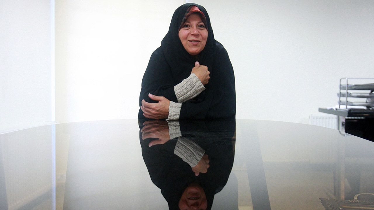کل اگر طبیب بودی، سرخود دوا نمودی/ ریشه مشکلات مخفی‌کاری است