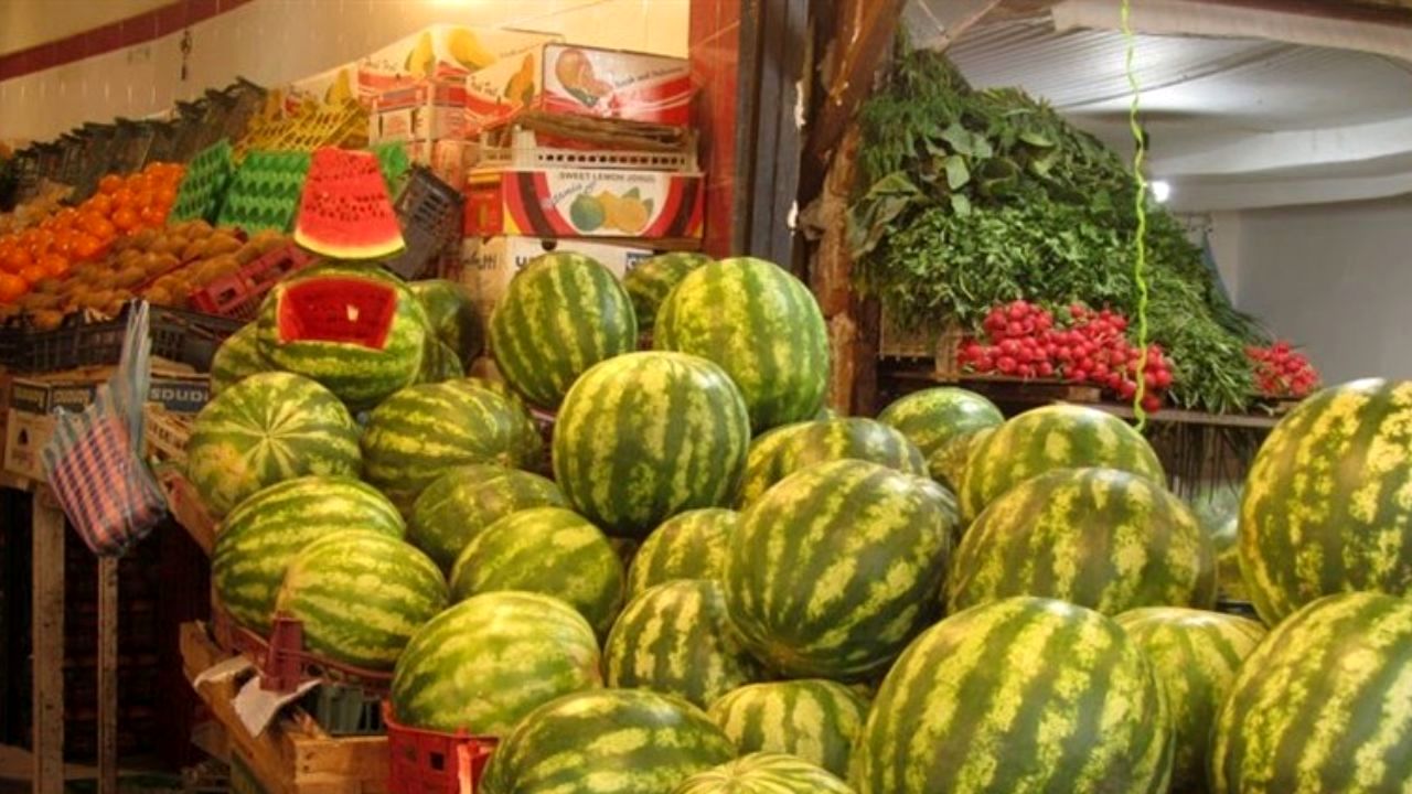 استمداد جهادکشاورزی از سازمان های نظارتی برای کنترل گرانی میوه