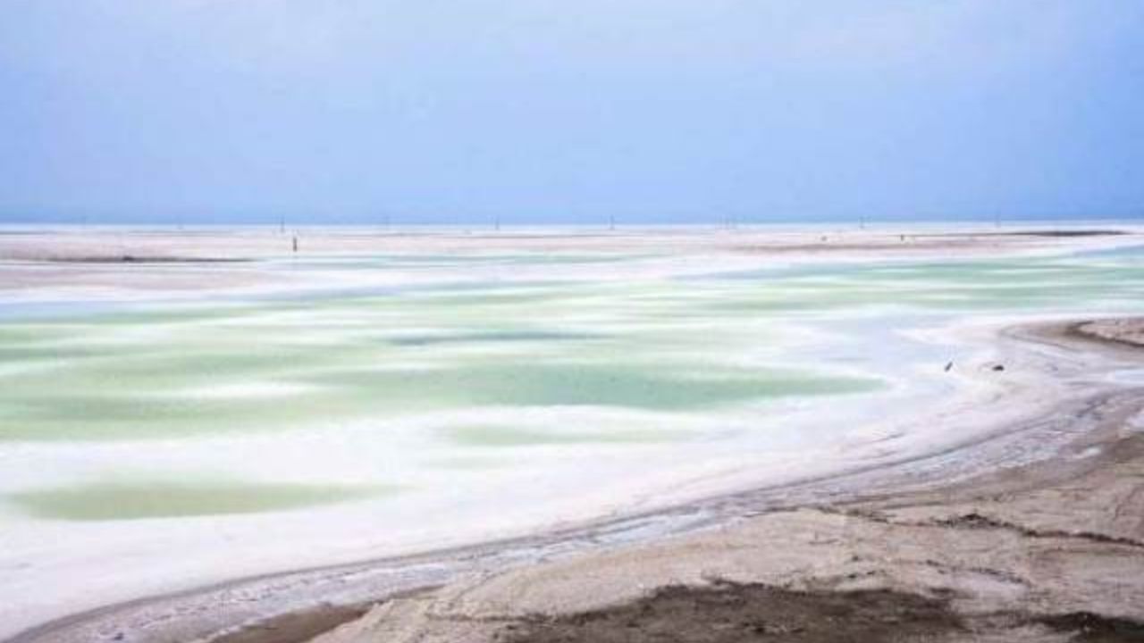 دریاچه‌ نمک برای قم مشکل ساز می‌شود