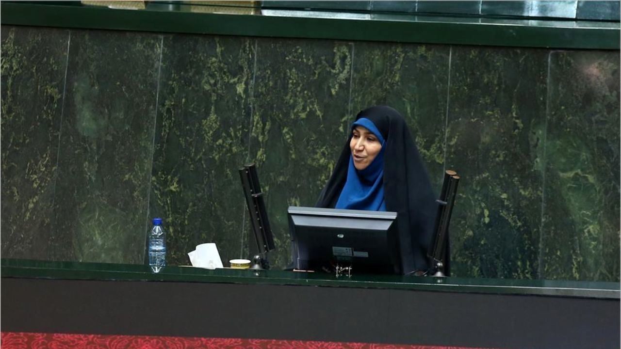 روزی 100 بار احساس شرمندگی می‌کنم/ ایران جنگ‌زده نیست بلکه خیانت‌زده است