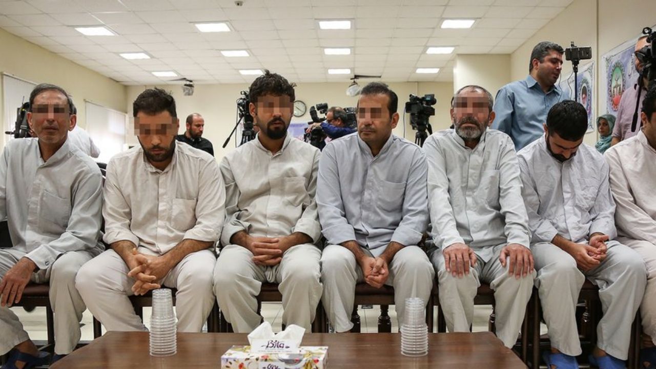 اگر بانک مرکزی به وظیفه خود عمل می‌کرد شاهد تشکیل دادگاه‌‌ها ارزی نبودیم/ گروه وحید مظلومین وارد مبادلات فردایی و کاغذی ارز و سکه شدند