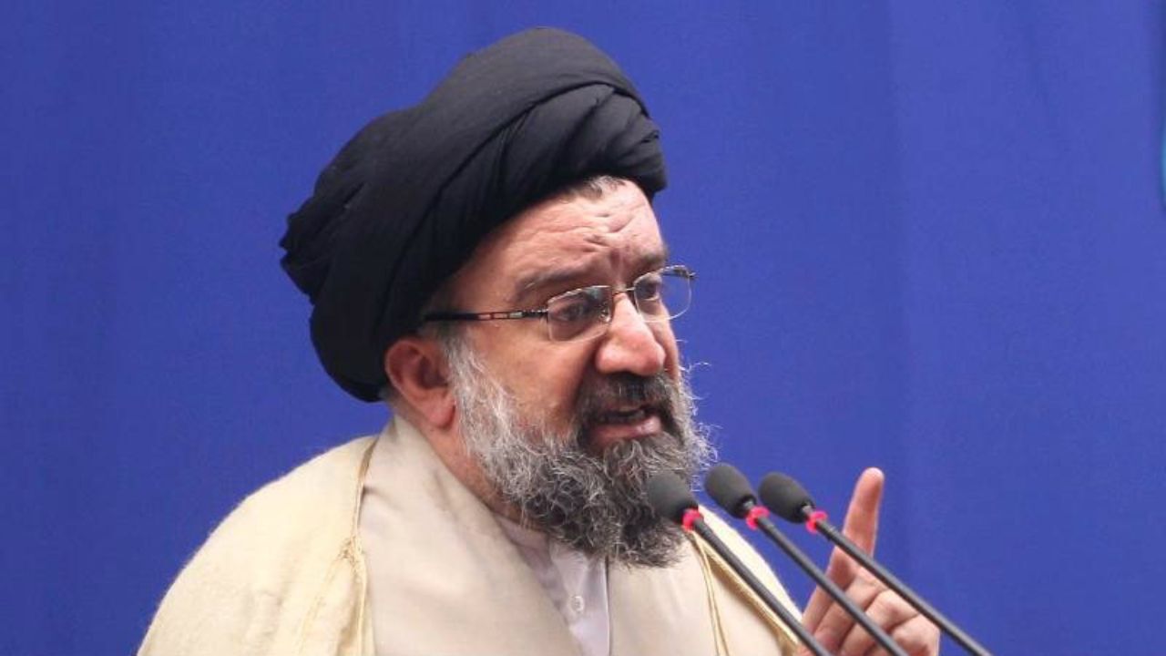 نقشه‌های شوم دشمن برای تخریب روحانیت/ دین ازسیاست جدا نمی‌شود