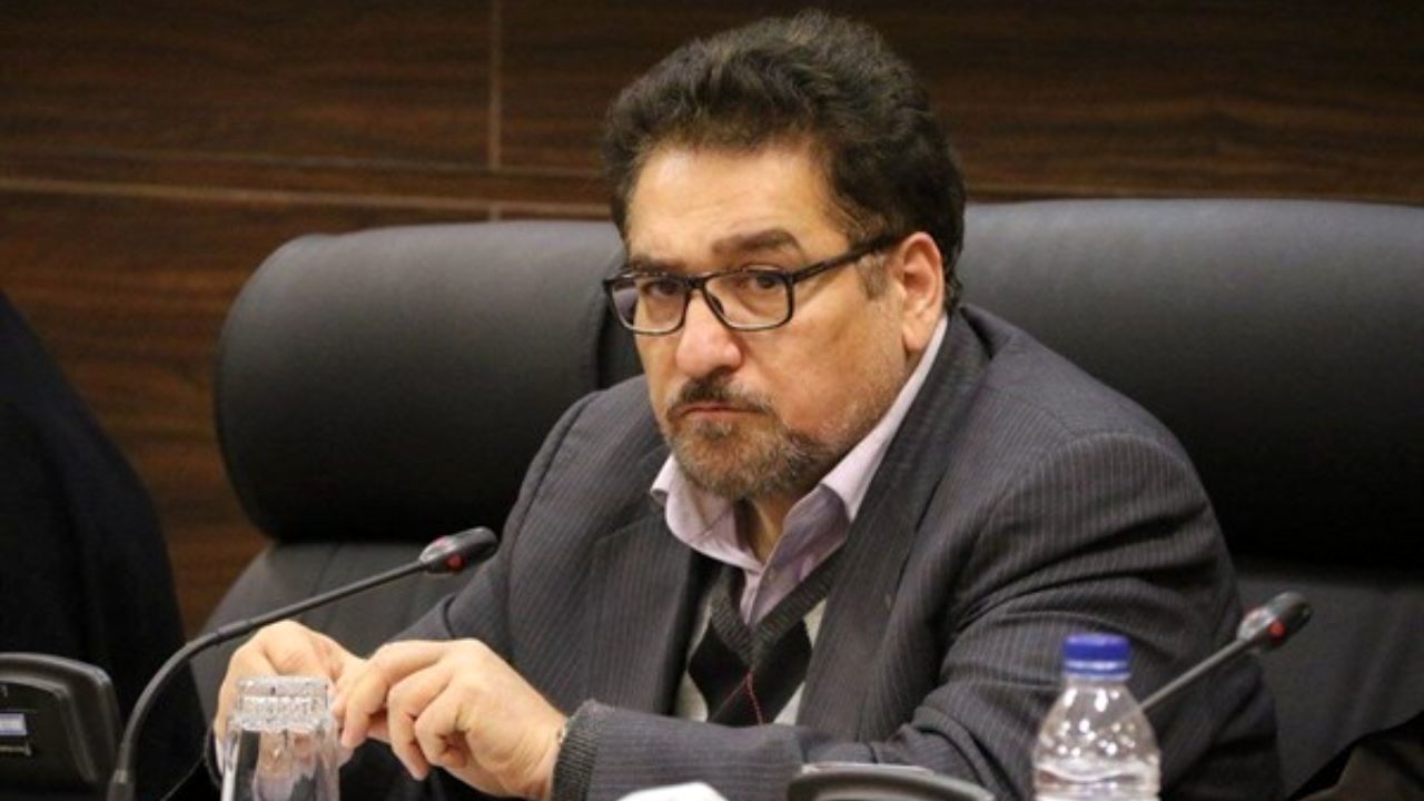 دستگیری برخی وکلا بد سلیقگی و آب به آسیاب دشمن ریختن است/ نمی‌شود چشم را بر پاره‌ای ابهامات ببندیم