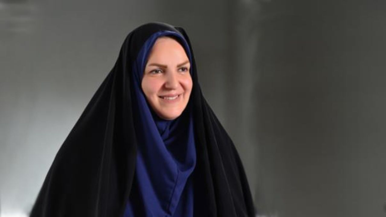 بررسی توزیع کوپن الکترونیکی در کمیسیون اقتصادی/ افزایش نقدینگی در حال حاضر مانند پاشیدن نمک بر روی زخم است