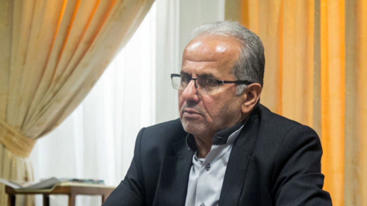 واکنش ثبت احوال به تعویض نام خانوادگی توسط آقازاده‌ها