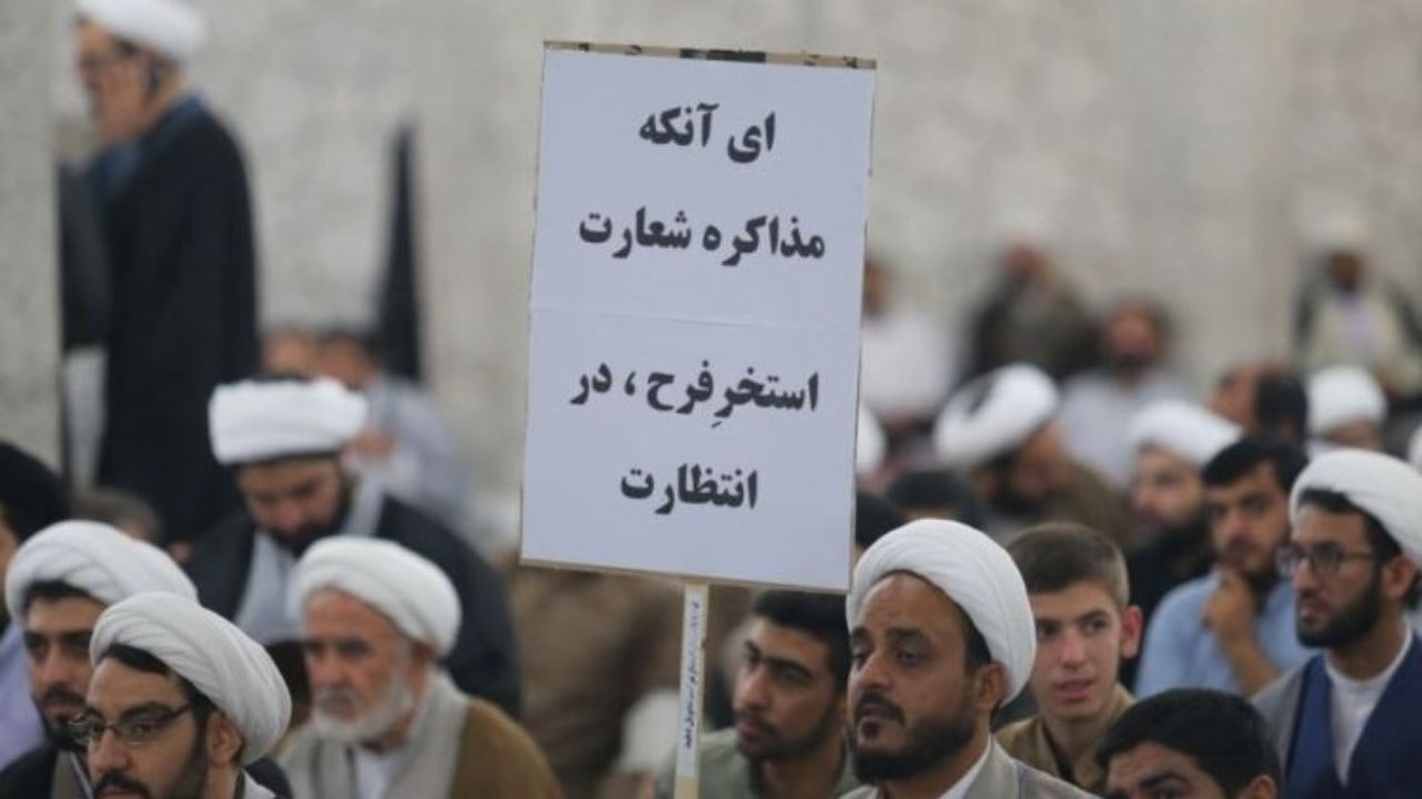 واکنش فرماندار قم به خبر وساطت رئیسی برای آزادی طلاب تجمع فیضیه