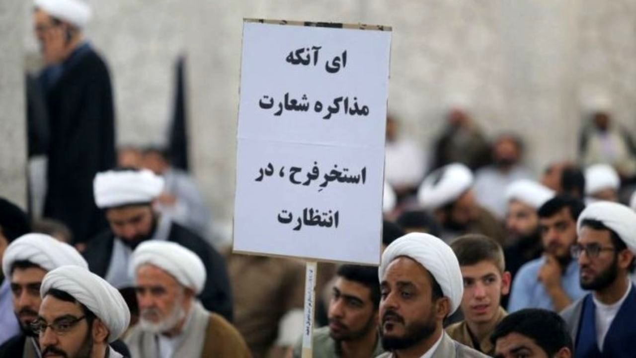 واکنش فرماندار قم به خبر وساطت رئیسی برای آزادی طلاب تجمع فیضیه