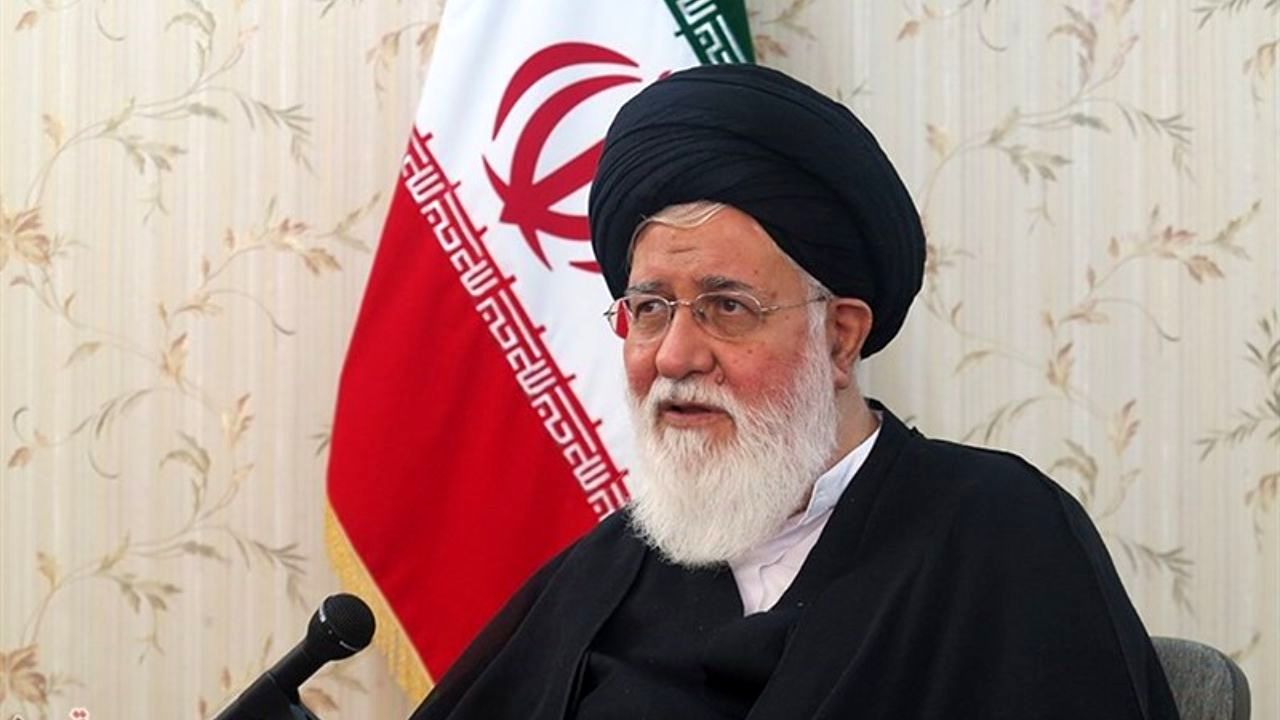 حمایت رهبری از دولت و مجلس به معنای تایید سوءتدبیرها نیست/ رئیس اف‌ای‌تی‌اف، وزیر خزانه‌داری امریکا است