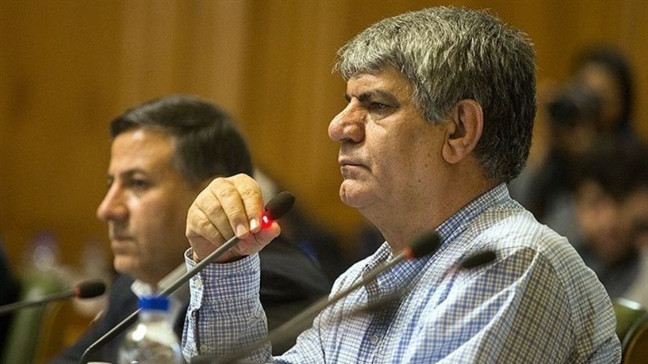  برکناری شهردار به علت بازنشستگی، قانونی نیست