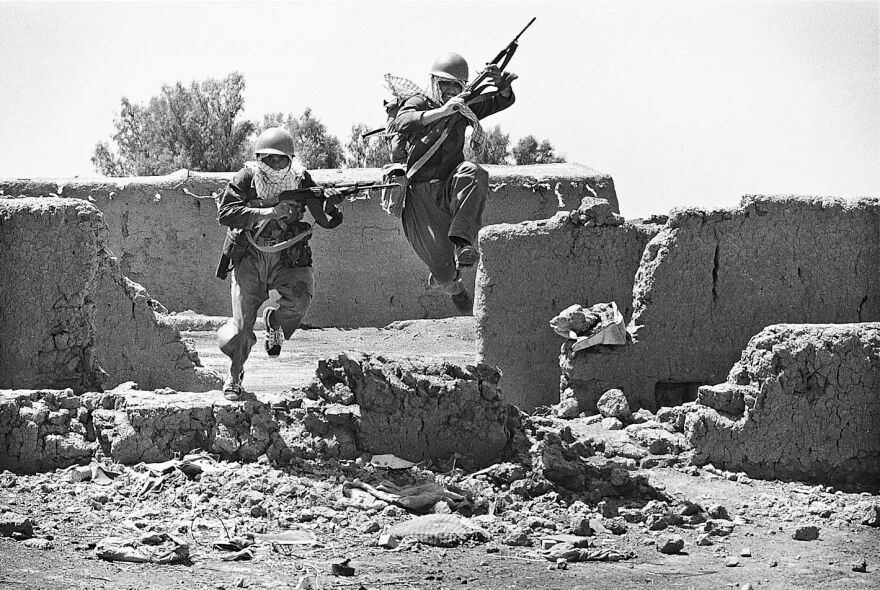 جنگ از دوربین کاوه گلستان