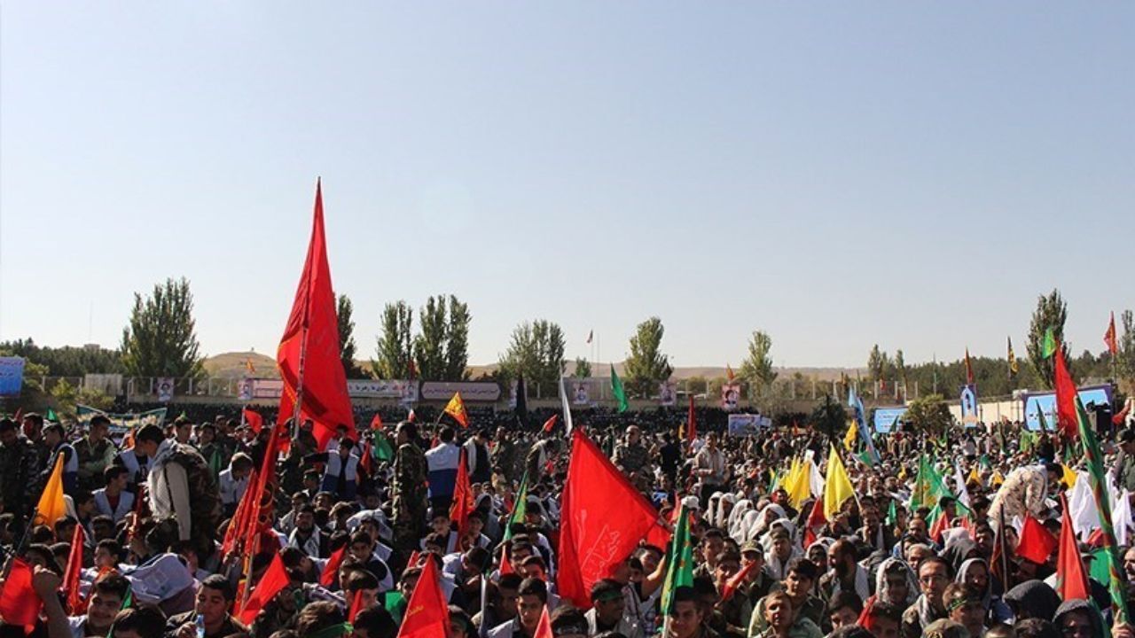 اجتماع 30000 نفری بسیجیان