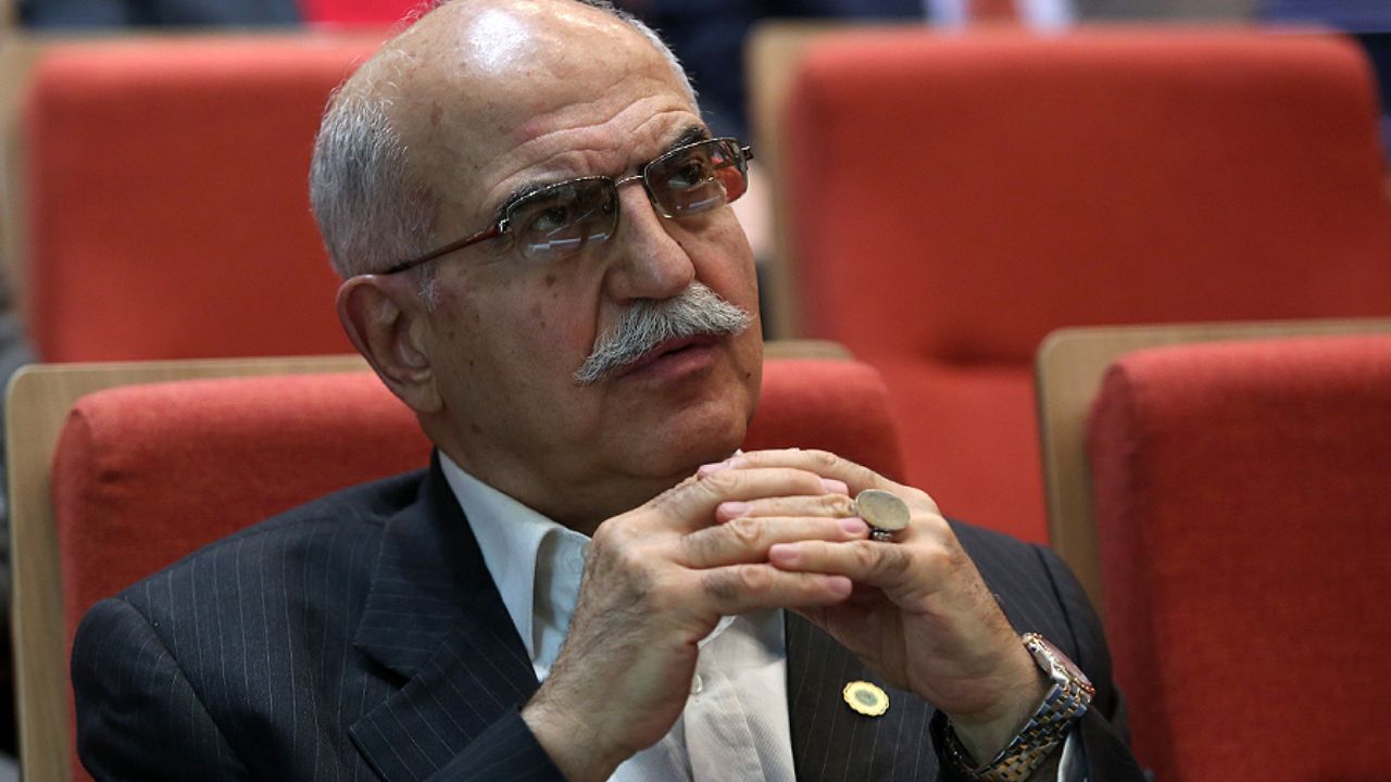 هر نوع شفافیت‌سازی در روابط پولی به نفع جامعه ایرانی است