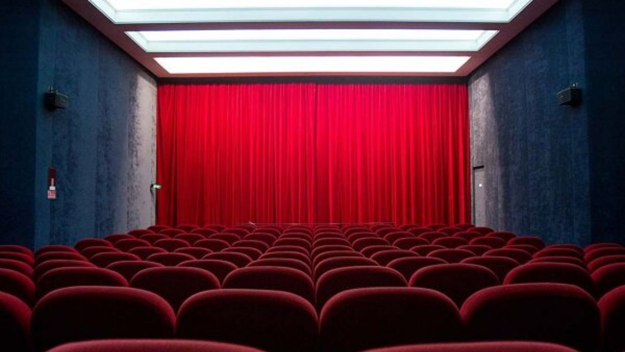 2فیلم جدید به چرخه اکران اضافه می‌شود/ ابهام درباره فعالیت سینماها