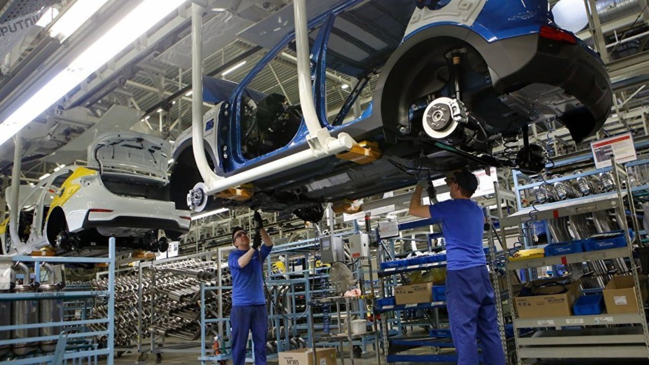 تولید 4 خودرو با 5 ستاره کامل کیفی در اردیبهشت 1400