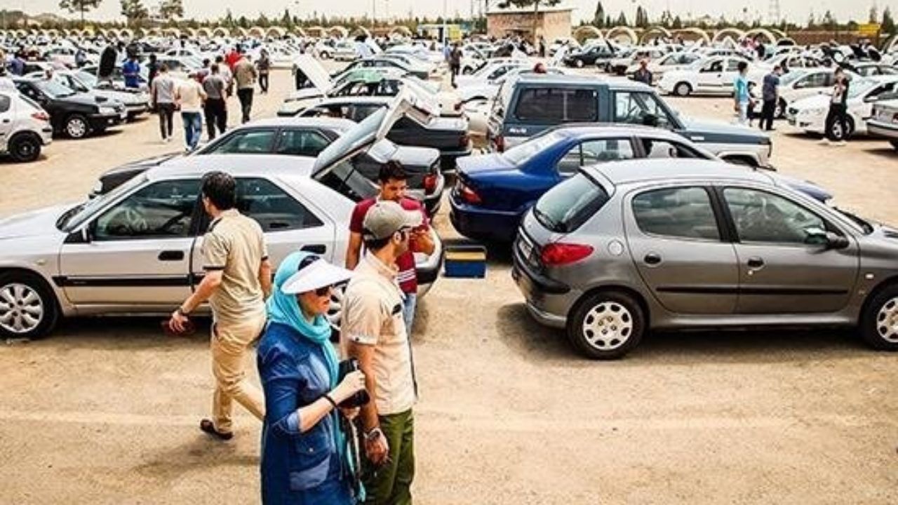 علیرغم تعطیلی بازارهای رسمی خرید و فروش