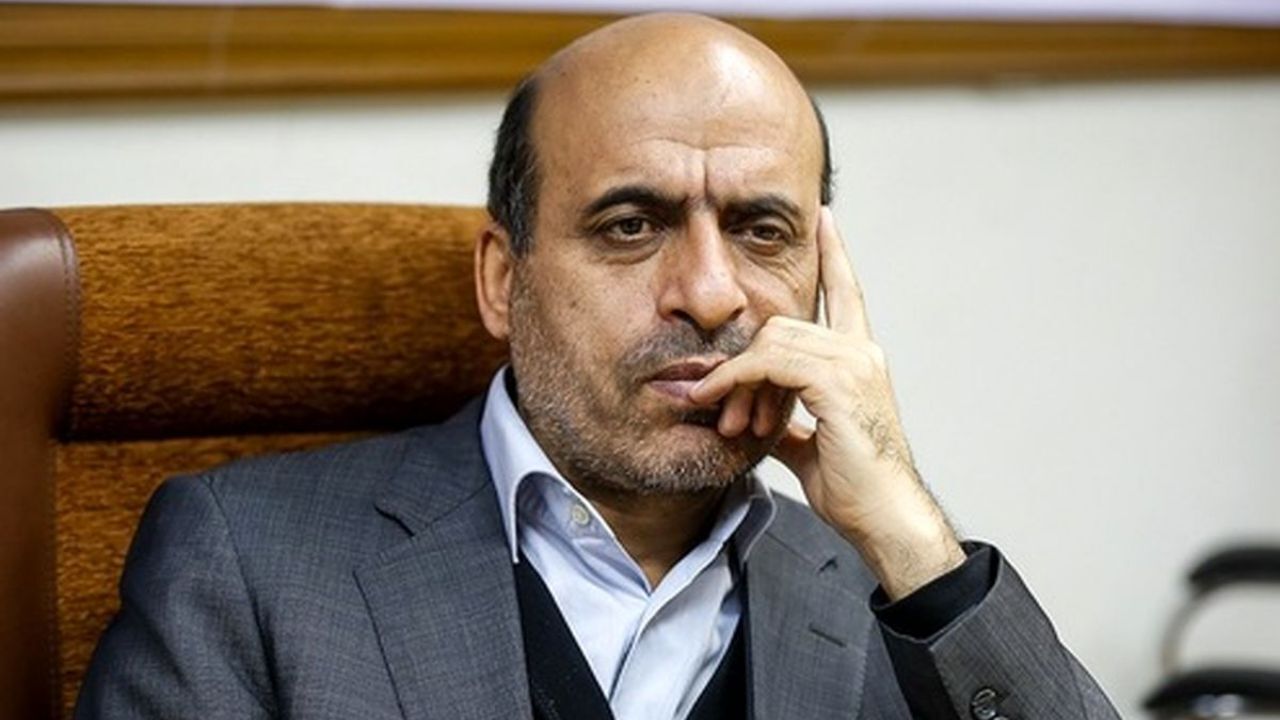 آیا واقعا مشکل ما کمبود آب و برق است یا بی‌برنامگی؟ / چرا دولت و دستگاه قضایی به گرانی سیمان و فولاد ورود نمی‌کنند؟