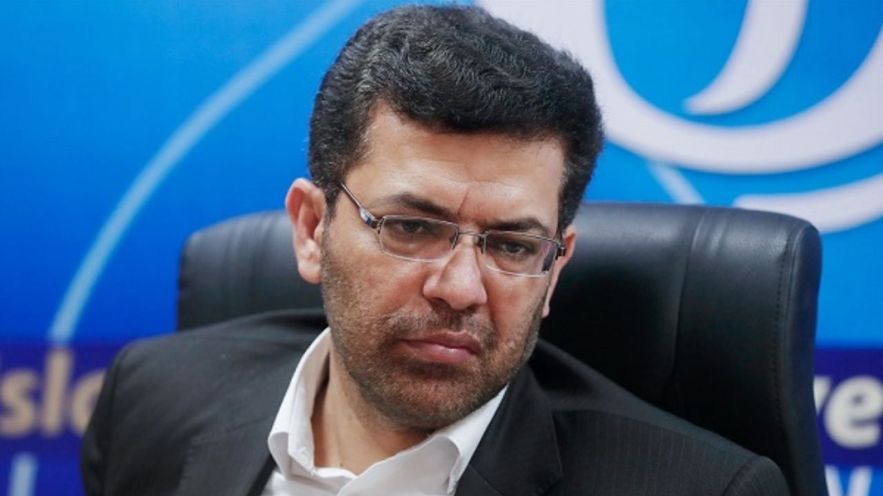 مجلس بر محدودسازی اینترنت و فضای مجازی در ایران اصرار دارد / کمیسیون مشترک اجتماعی، فرهنگی و قضایی تشکیل شود