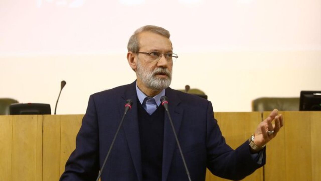 انگار یکسری دُر غلتان از کره مریخ آمده‌اند تا با بقیه رقابت کنند / همه کاندیداها شرکای وضع موجود هستند / ممکن است حزب تشکیل دهم / نمی‌توان با 40 درصد آرا قانون اساسی را تغییر داد / اگر ما در کشوری نفوذ داریم، برای حفظ امنیت ملی است