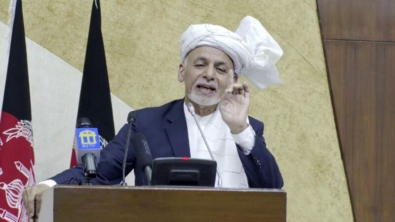 درخواست کمک دیرهنگام اشرف غنی از جامعه ی جهانی برای کمک به افغانستان