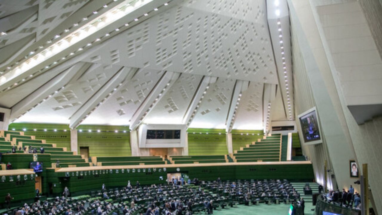 چه کسانی در مراسم تحلیف رئیس جمهور منتخب حضور دارند؟