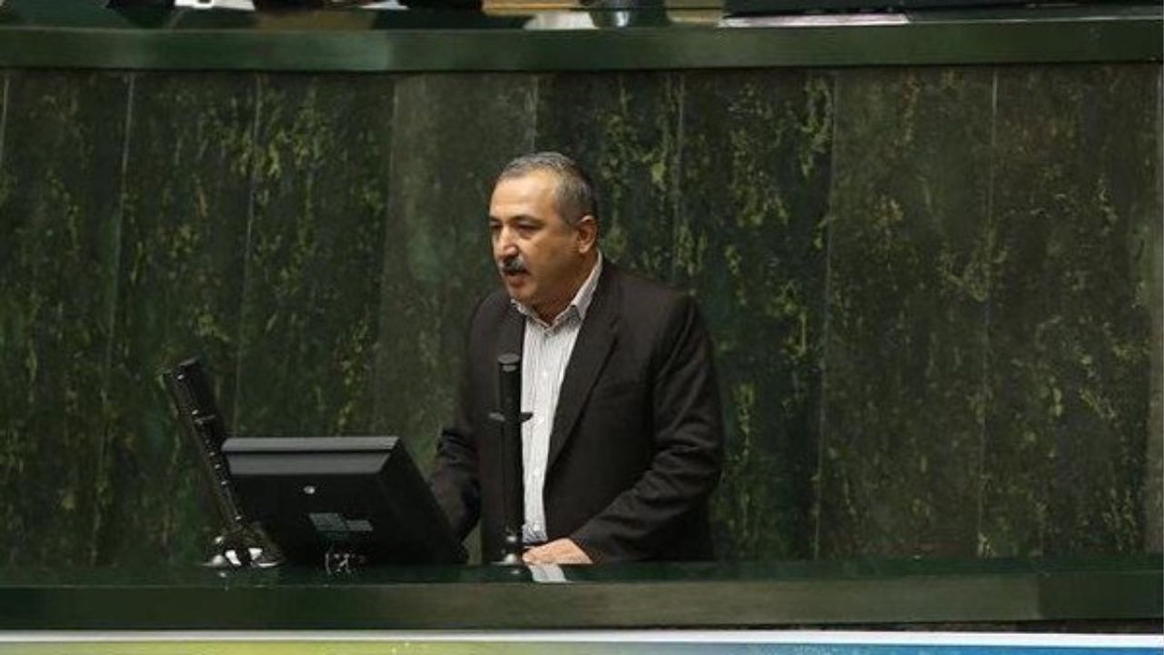 محمودزاده خطاب به میرتاج‌الدینی: نیازی به سیاه‌نمایی نیست، مردم از وضع تاسف بار معیشتی آگاه هستند / ناراحت شدید چون در دولت‌های نهم و دهم معاون رییس‌جمهور بودید و این شرایط ناشی از عملکرد اقتصادی غلط آن دولت‌هاست