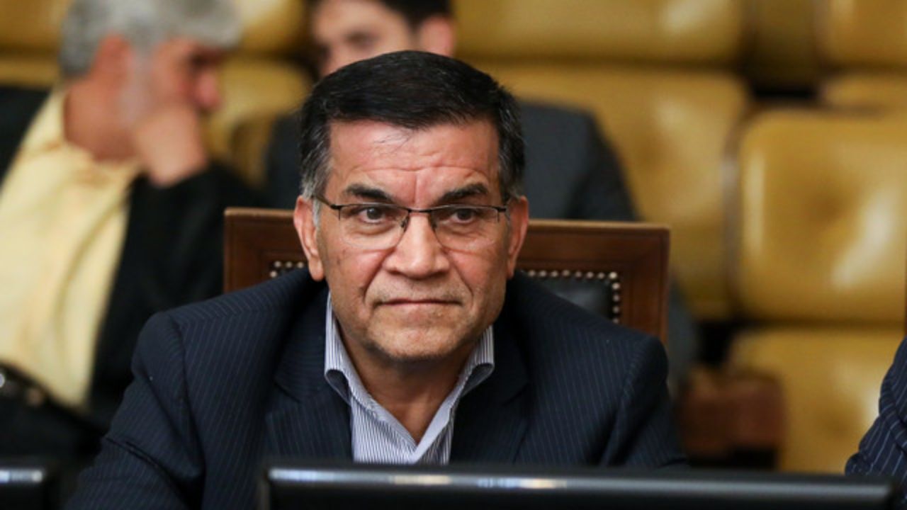مسئولیت پاسخگویی از اصلاح طلبان سلب شده است/ در میان اصلاح طلبان سره از ناسره جدا خواهد شد/ توفیق احباری نصیب اصلاح طلبان شده است/ اصلاح طلبان واقعی قهر نمی‌کنند