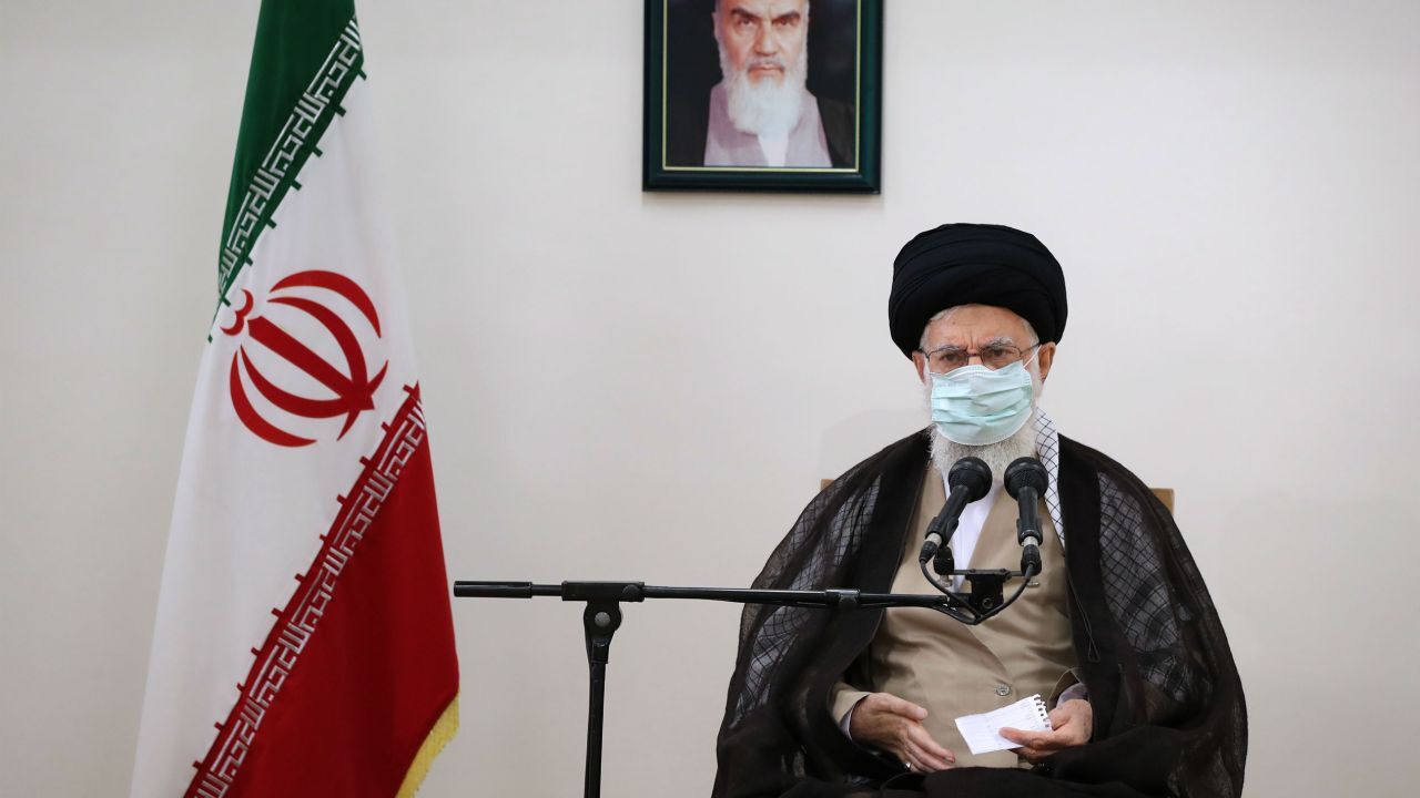 پیام فرمانده معظم کل قوا در پی بازگشت ناوگروه 75 نیروی دریایی: این توانمندی‌ها را حفظ کنید و ارتقاء دهید