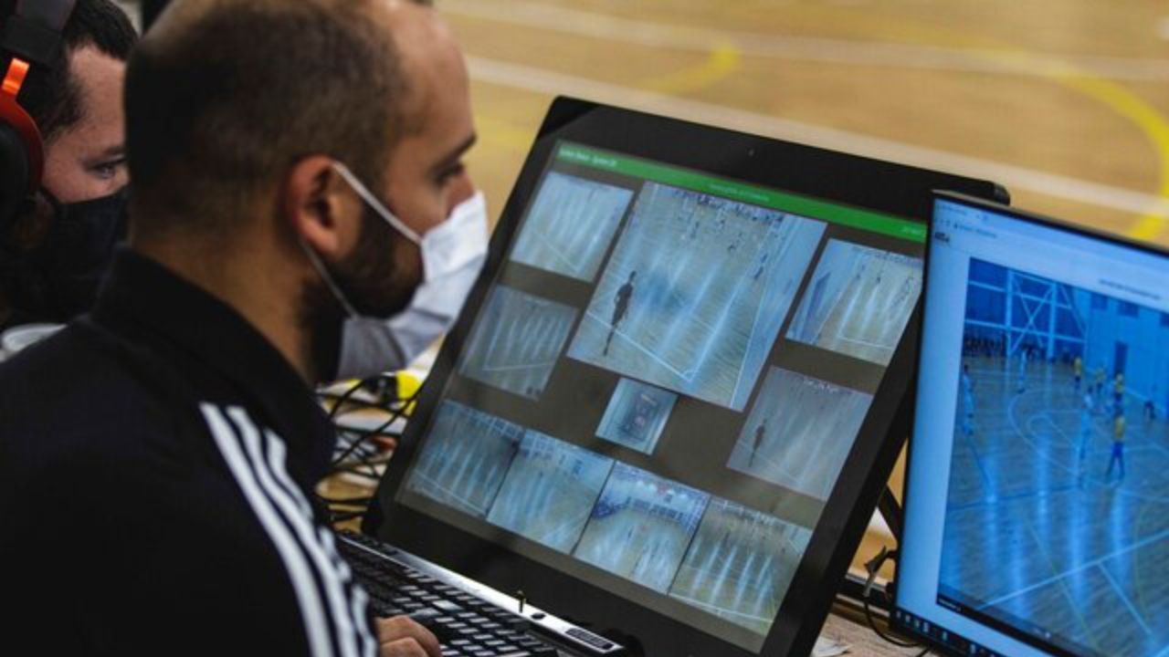 آزمایش سیستم کمک داور ویدیویی پیش از شروع جام جهانی فوتسال