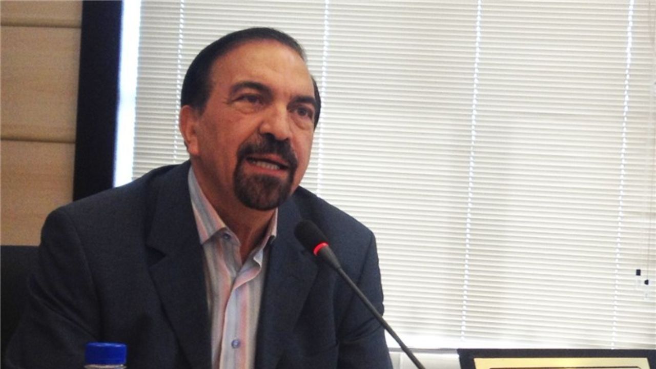 خودروسازان در موقعیت مسلط هستند، ولی انصاف هم داشته باشند