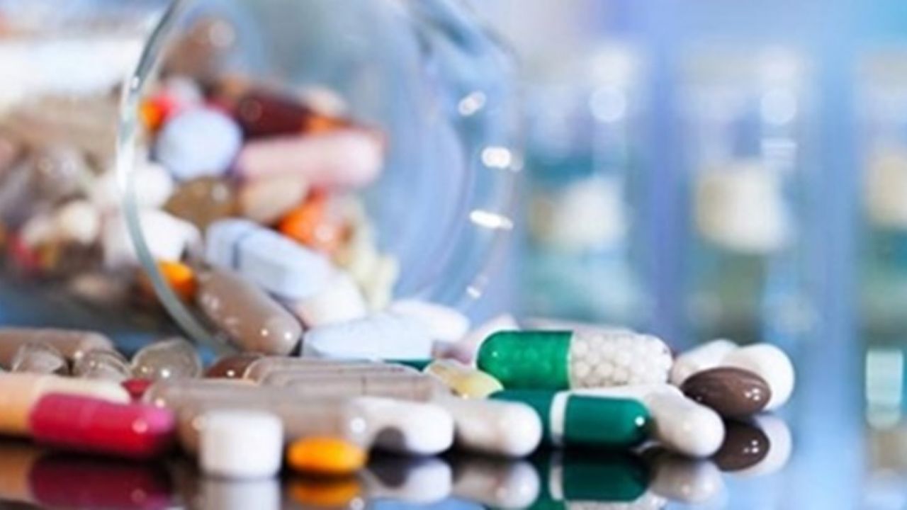 کمبود داروهای خاص در داروخانه‌ها/ فروش داروها در ناصر خسرو!