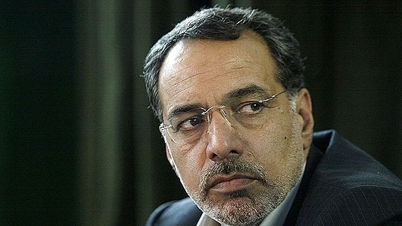 شکاف بین مردم و مسئولان احساس می‌شود / هرچه جلسات محرمانه کمتر باشد، اعتماد عمومی بیشتر می‌شود