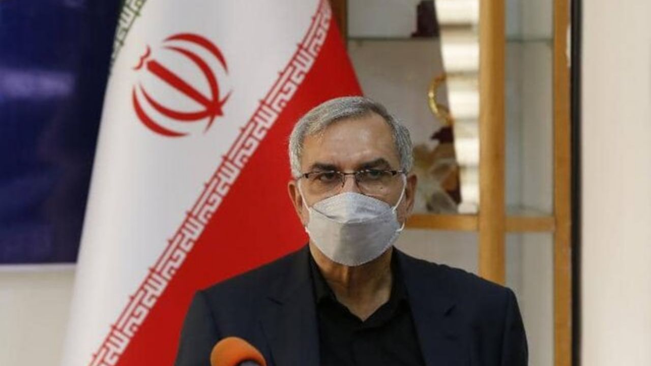 طب سنتی را ما ایجاد کردیم؛ رضاشاه آن را ریشه کن کرد/سند اسلامی شدن دانشگاه ها بسیار خوب است؛ شدیدا اصرار داریم که این سند را اجرا کنیم