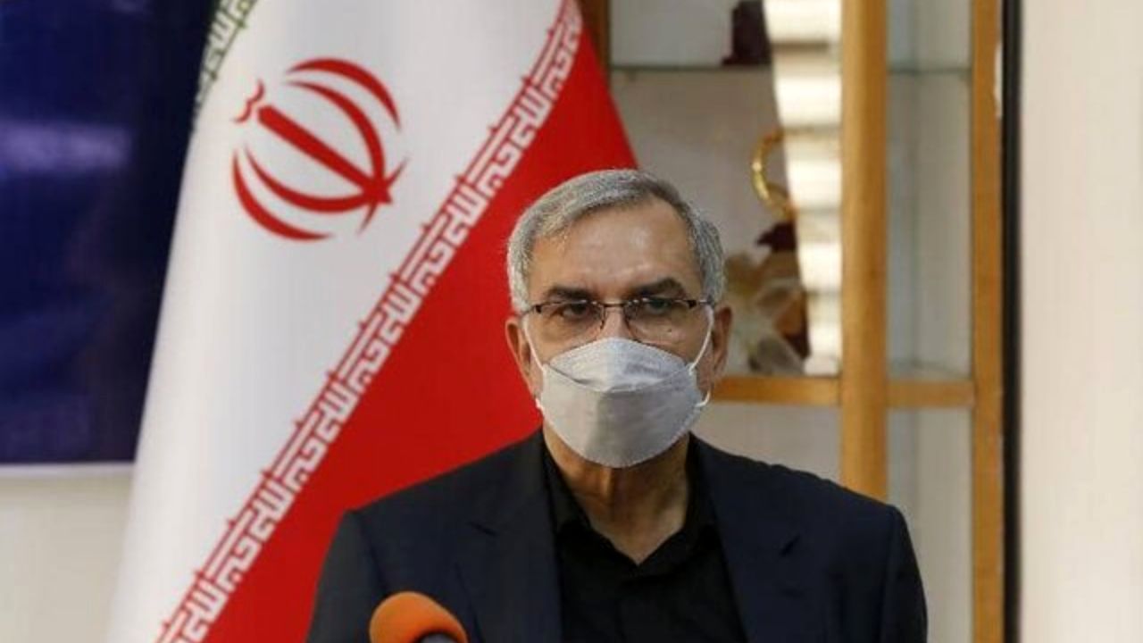طب سنتی را ما ایجاد کردیم؛ رضاشاه آن را ریشه کن کرد/سند اسلامی شدن دانشگاه ها بسیار خوب است؛ شدیدا اصرار داریم که این سند را اجرا کنیم