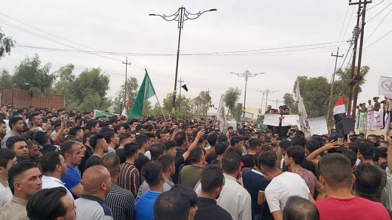 طرفداران "الفتح" مقابل مرکز انتخابات کربلا تظاهرات کردند