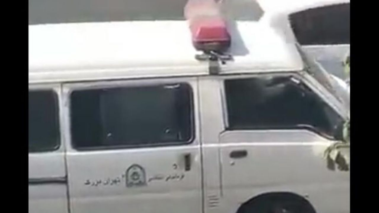 واکنش پلیس به بدرفتاری با یک خانم: با مأموران خاطی برخورد شد